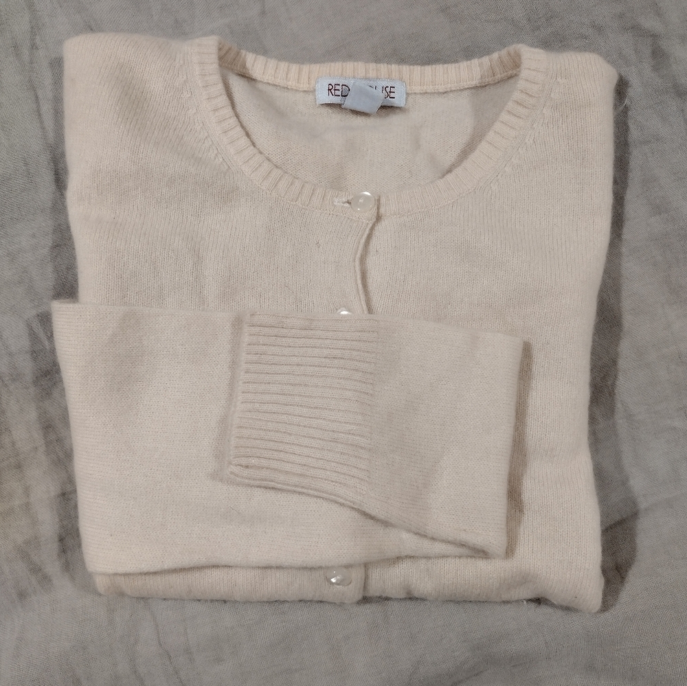 100% cashmere cardigan
